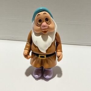 Vintage 1992 Mattel Walt Disney's Snow White Seven Dwarfs 6" SLEEPY Vinyl Figure